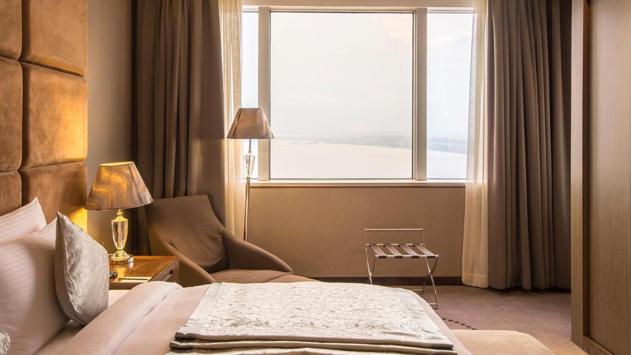 Fleuve Congo Hotel By Blazon Hotels Kinshasa Exterior foto